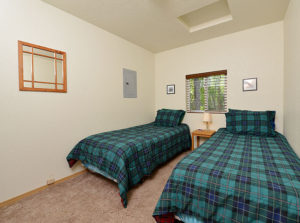 Kenai Lodging - Silvertip Soldotna Alaska Cabin Rentals - Cabin 1 Bedroom