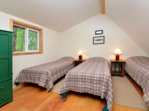 Silvertip Kenai Peninsula Lodging Alaska - Cabin 4 Bedroom 2